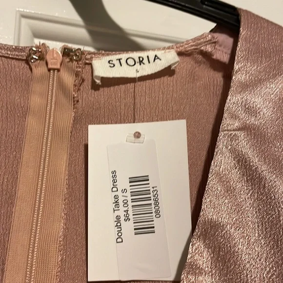 Boutique Party Dress - Picture 5 of 10